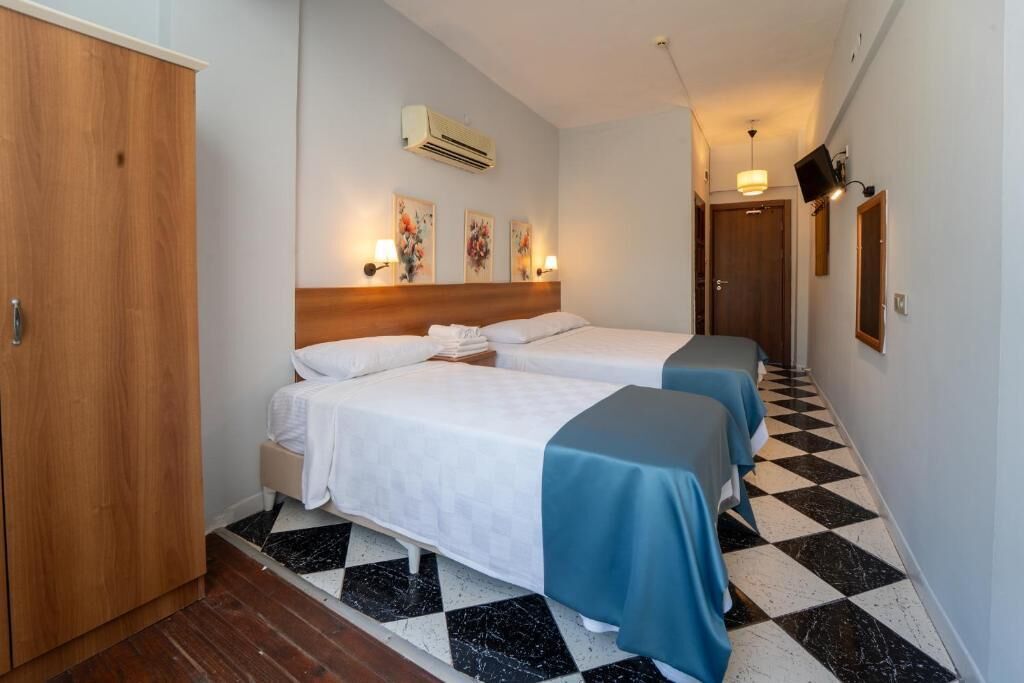 Standard Double Room, Balcony, Garden View | WiFi (free)