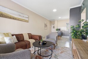 TV - Warm and Cosy Apartment | Ballito Village (Dolphin Coast)