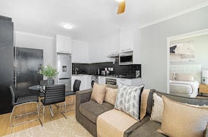 Interior - Cape on Porterfield | Modern Table View Retreat (Cape Town)