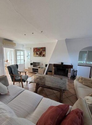 Living area - Villa Eirene (VC)