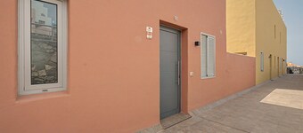 Casa Noa: sea views, Wi-Fi, and air conditioning in Playa de Santiago