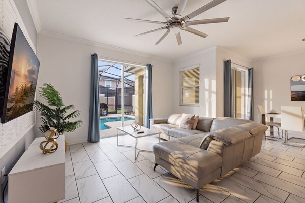 Family Friendly Home, Private Pool, Near Disney - Kissimmee