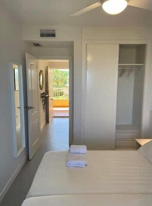 Iron/ironing board, WiFi, bed sheets - First-Rate Beachfront Location: Beach, Horses, and Golf (Oliva)