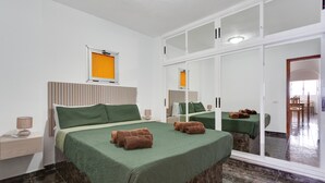 Unclassified image, 3 of 28, button - Vacation Apartment 'Golden Sunset' with Sea View, Private Terrace and Wi-Fi (Santiago del Teide)