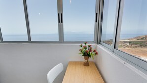Unclassified image, 4 of 28, button - Vacation Apartment 'Golden Sunset' with Sea View, Private Terrace and Wi-Fi (Santiago del Teide)