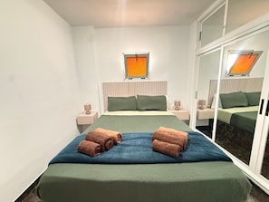 2 camere, ferro/asse da stiro, Wi-Fi, lenzuola