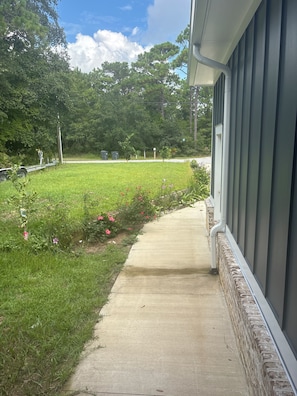 Exterior detail -     Luxury Waterfront Retreat Private Dock, Boat Lift & Stunning Bay View (Freeport)