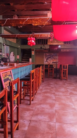 Bar (on property) - Loki Boutique Cusco (Cusco)