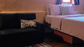 Deluxe Quadruple Room, Mountain View | Interior