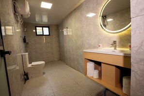 Suite, 1 Bedroom | Bathroom - Ivy Hotel Lagos Ikeja (Ikeja)
