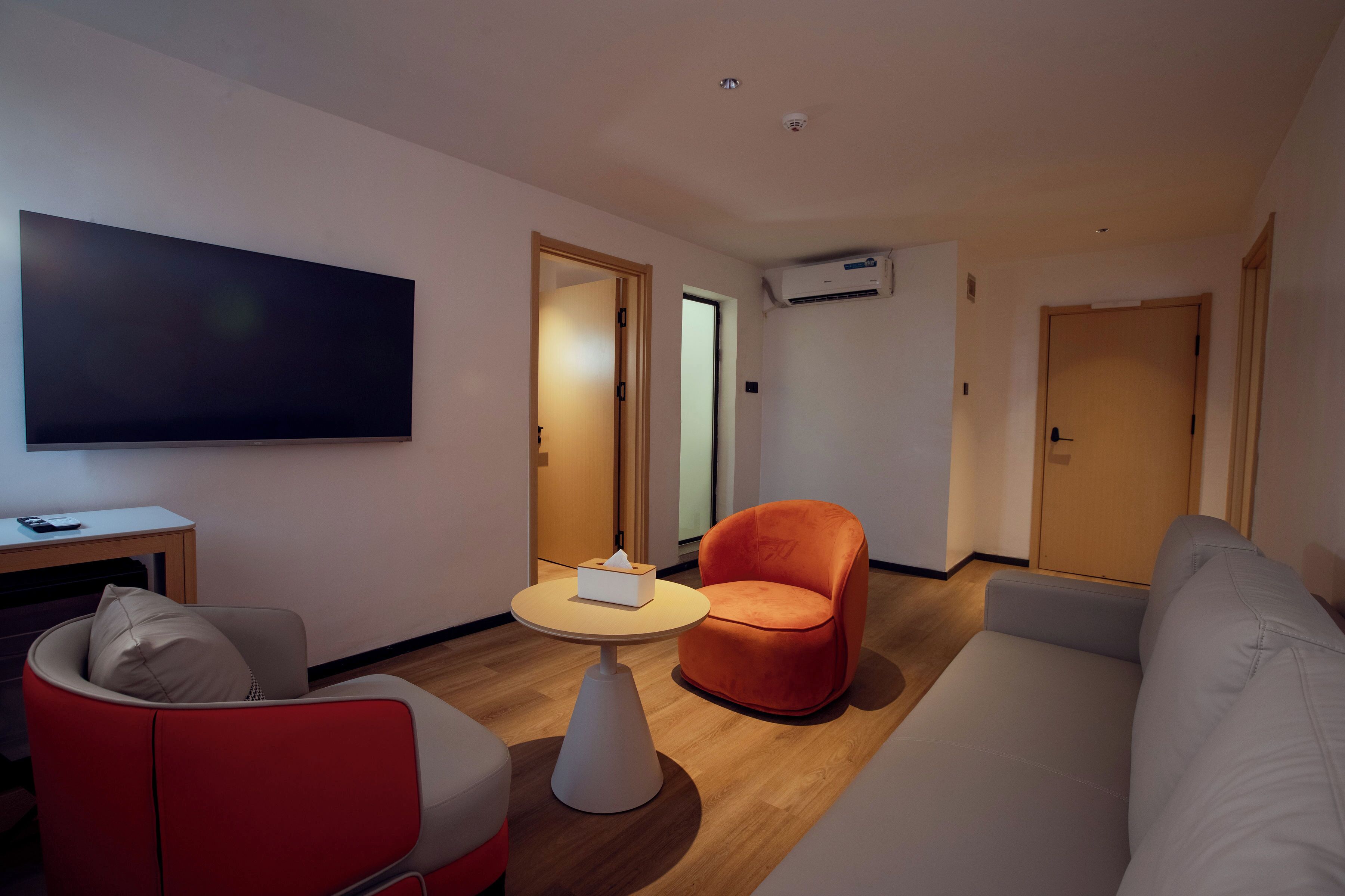 Suite, 2 habitaciones | Área de sala de estar