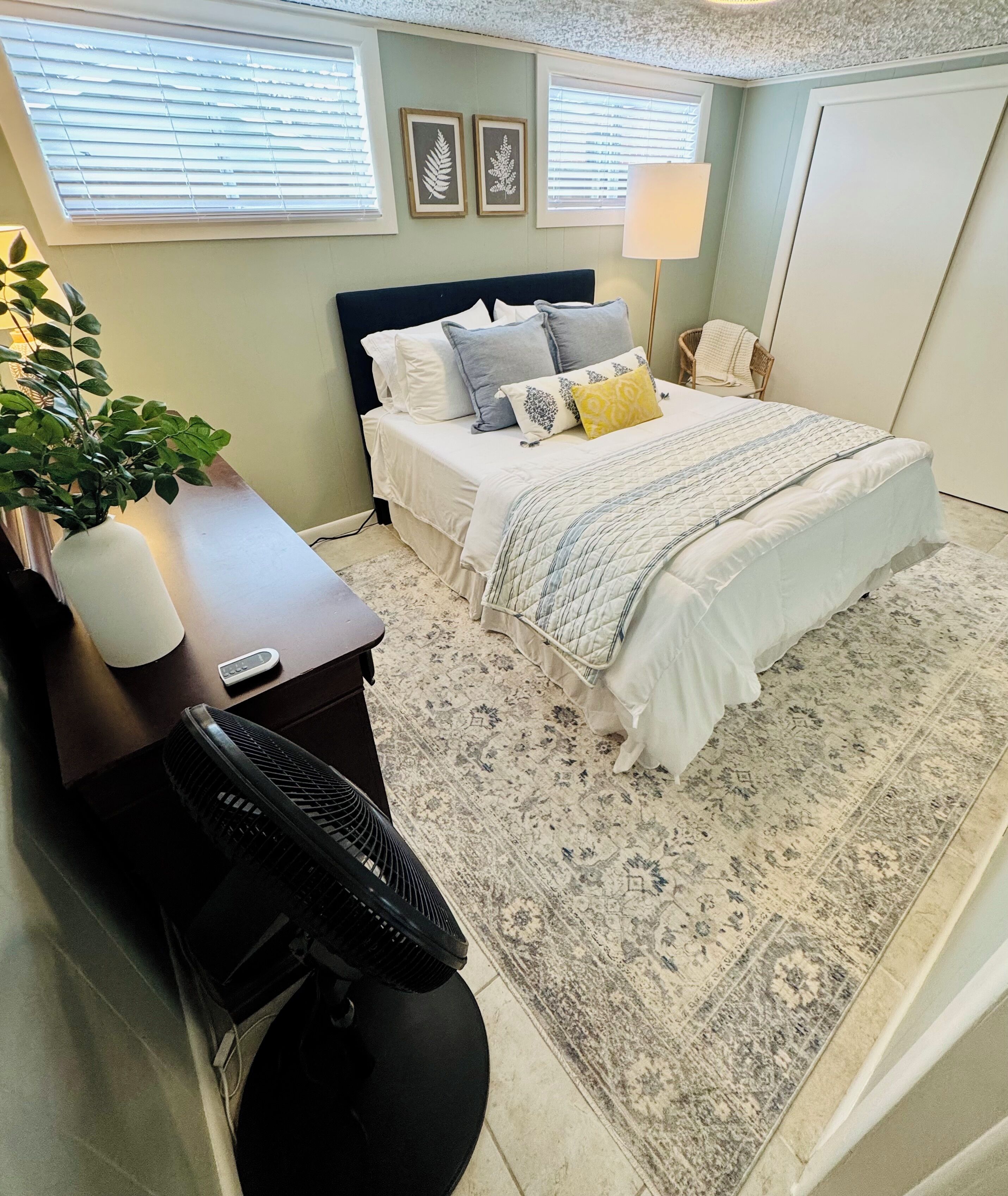 1 bedroom, iron/ironing board, WiFi, bed sheets