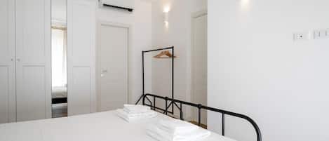 Apartment (1 Bedroom)