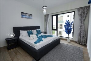 Desk, laptop workspace, free WiFi - Nyali Comforts Seaview Apartments  (Mombasa)