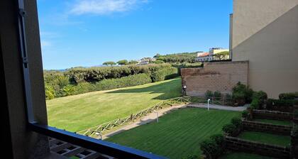 Punta Ala: Studio Apartment with Ocean View - Climate - Parking Space - Beaches