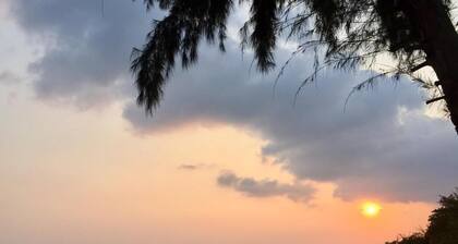 koh phaluai beach cottage
