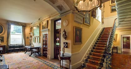 Broughton Hall - Seventeen Bedroom Villa, Sleeps 32