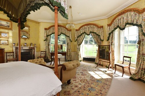 Broughton Hall - Seventeen Bedroom Villa, Sleeps 32