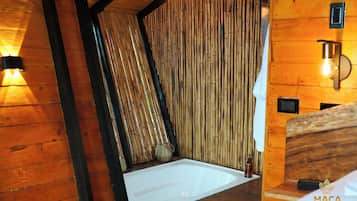 Cabane Confort, balcon, vue lac | Salle de bain