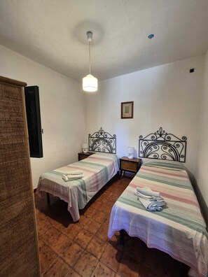 Room - Vrbo Property (Calabria)