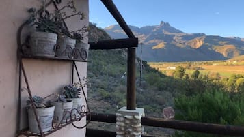Chalet Deluxe, vue montagne | Enceinte de l’hébergement