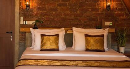 Private Lakeside Bamboo Cabana