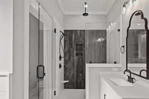 Bathroom - Modern Nest -3-bedroom home in charming Grimesland with peaceful surroundings (Grimesland)