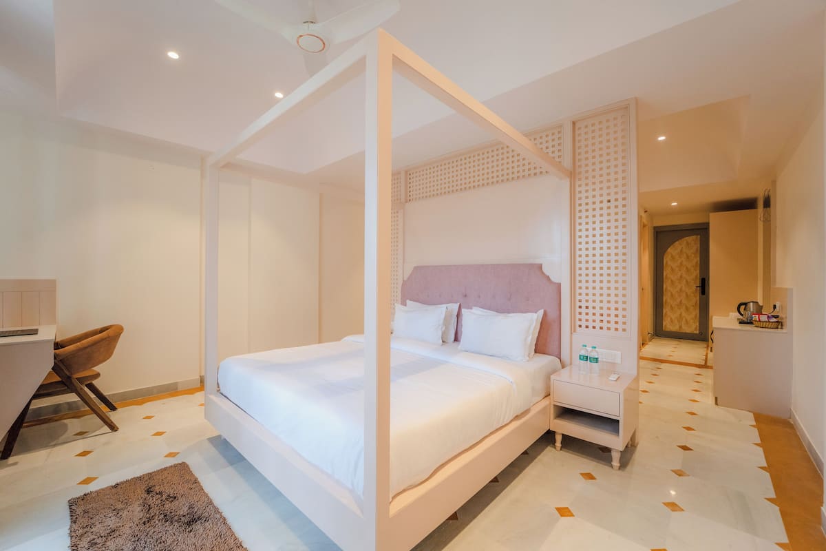 Habitación Royal | Escritorio y wifi gratis