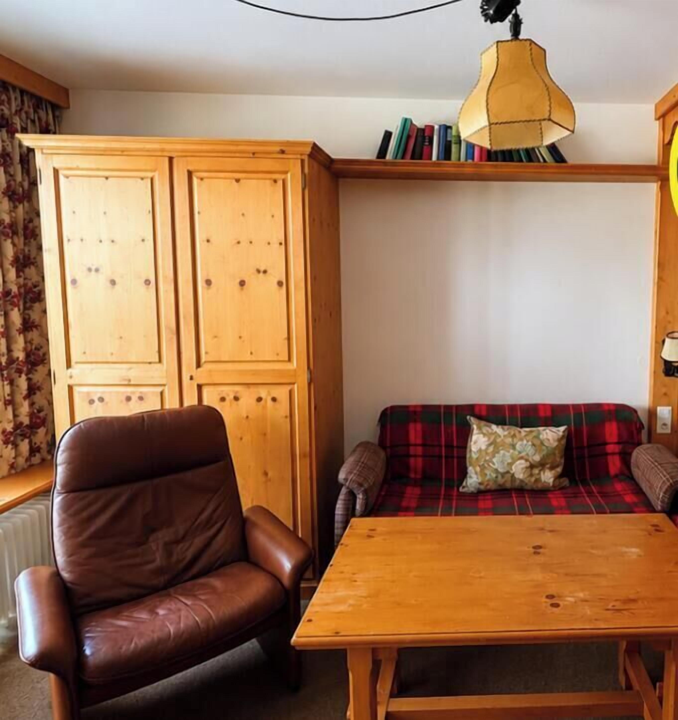 Apartment, Balkon, Gartenblick | Wohnbereich