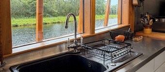 Highland Lassie: A Historic Yacht in the Heart of the Scottish Highlands