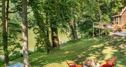 Relax in the hot tub with a view of the River!