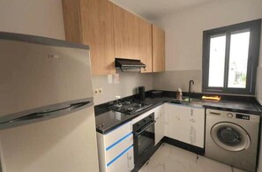 Unclassified image, 4 of 17, button - Stunning new apartment just a stone's throw from the beach (Martil)