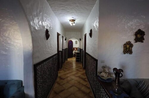 Quiet house with a garden and vegetable garden; beach 5 minutes away