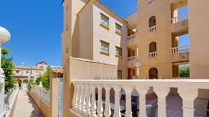 Outdoor dining - Duplex Zodiacoiii Lomas Cabo Roig (Orihuela)
