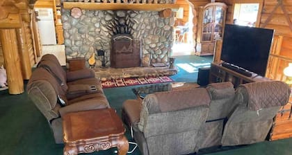 Vienna Villa - Tamarack Estates
