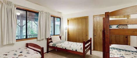 4 habitaciones, wifi y ropa de cama