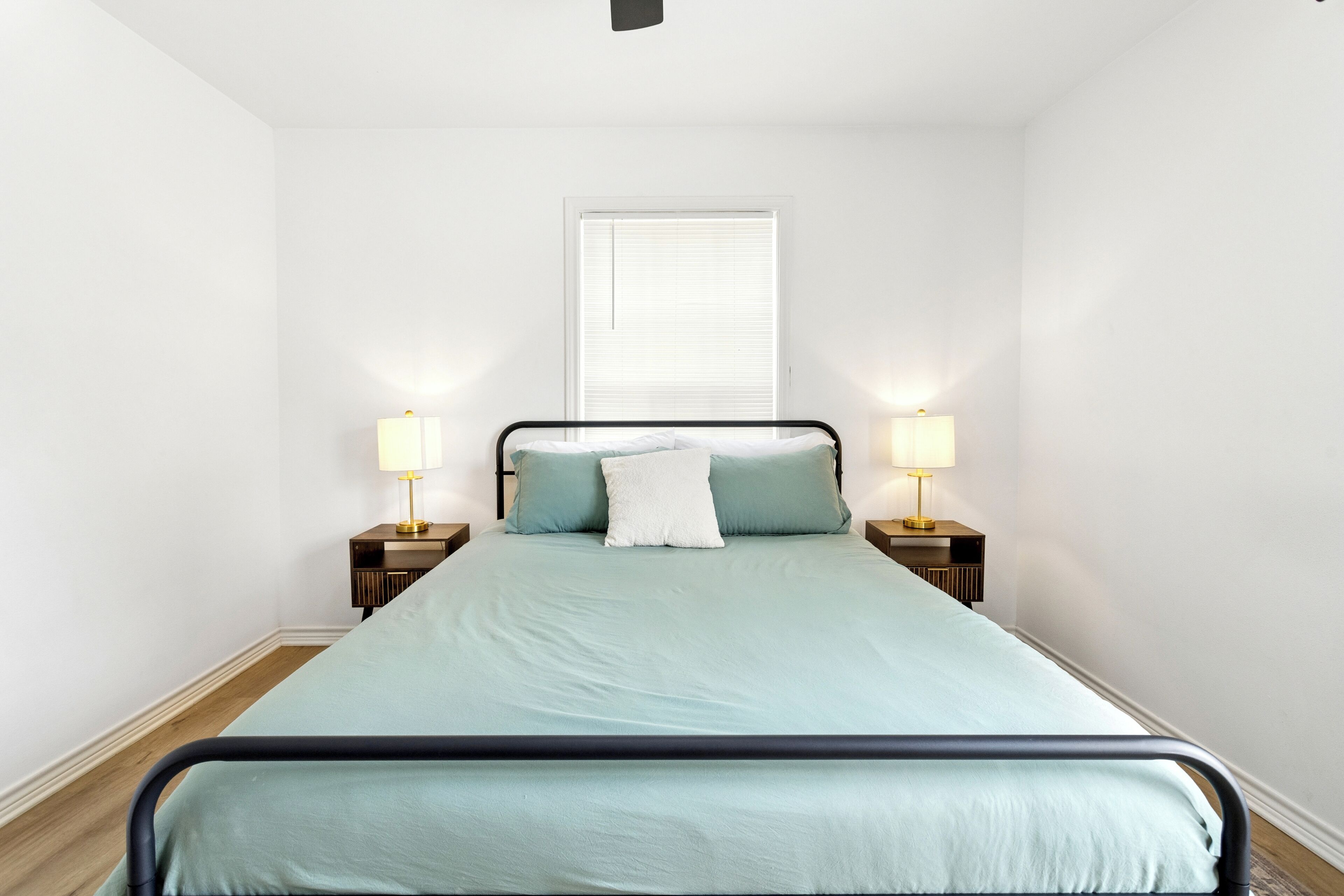 4 bedrooms