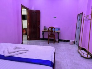 Free WiFi - Bun homestay  (Krong Battambang)