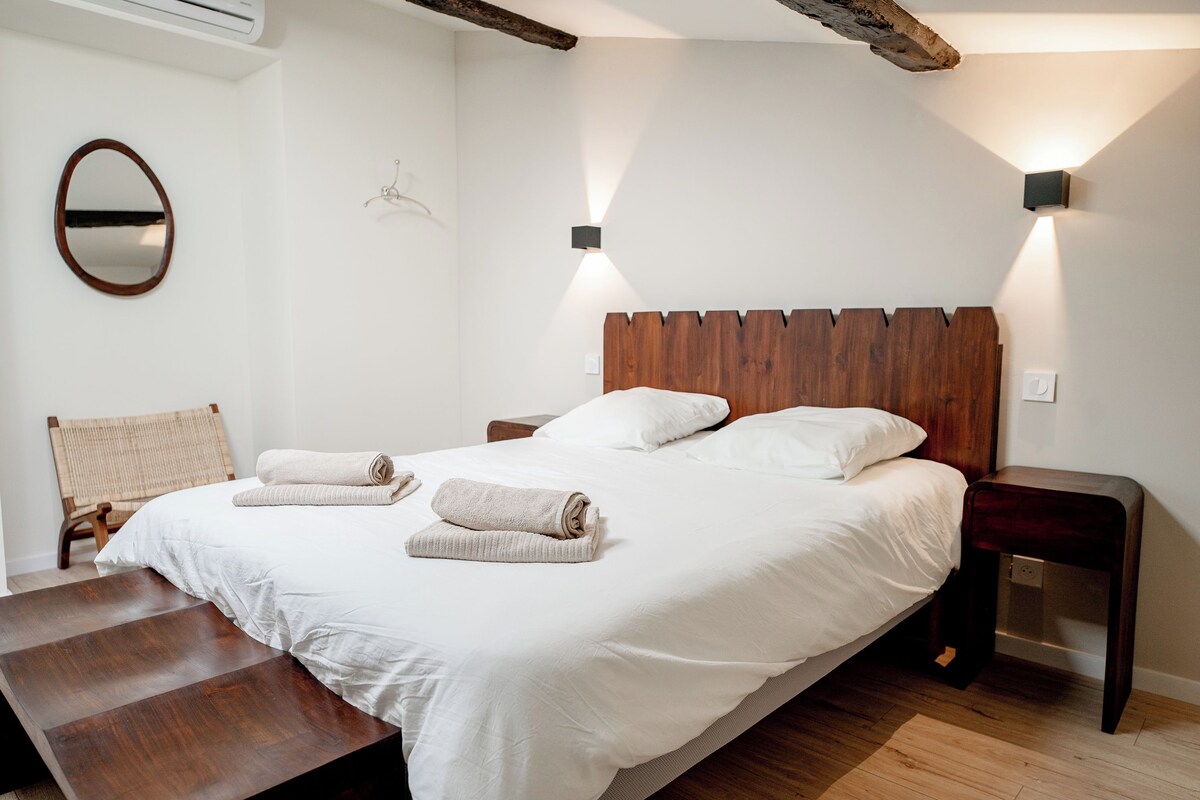 Apartamento luxo, 2 quartos | Wi-Fi de cortesia