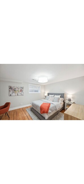 Room - Orleans cozy corner (Ottawa)
