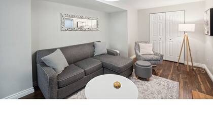 Orleans cozy corner
