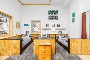 Unclassified image, 2 of 33, button - Big Group Chalet w/ Two Kitchens Near Lifts (Girdwood)