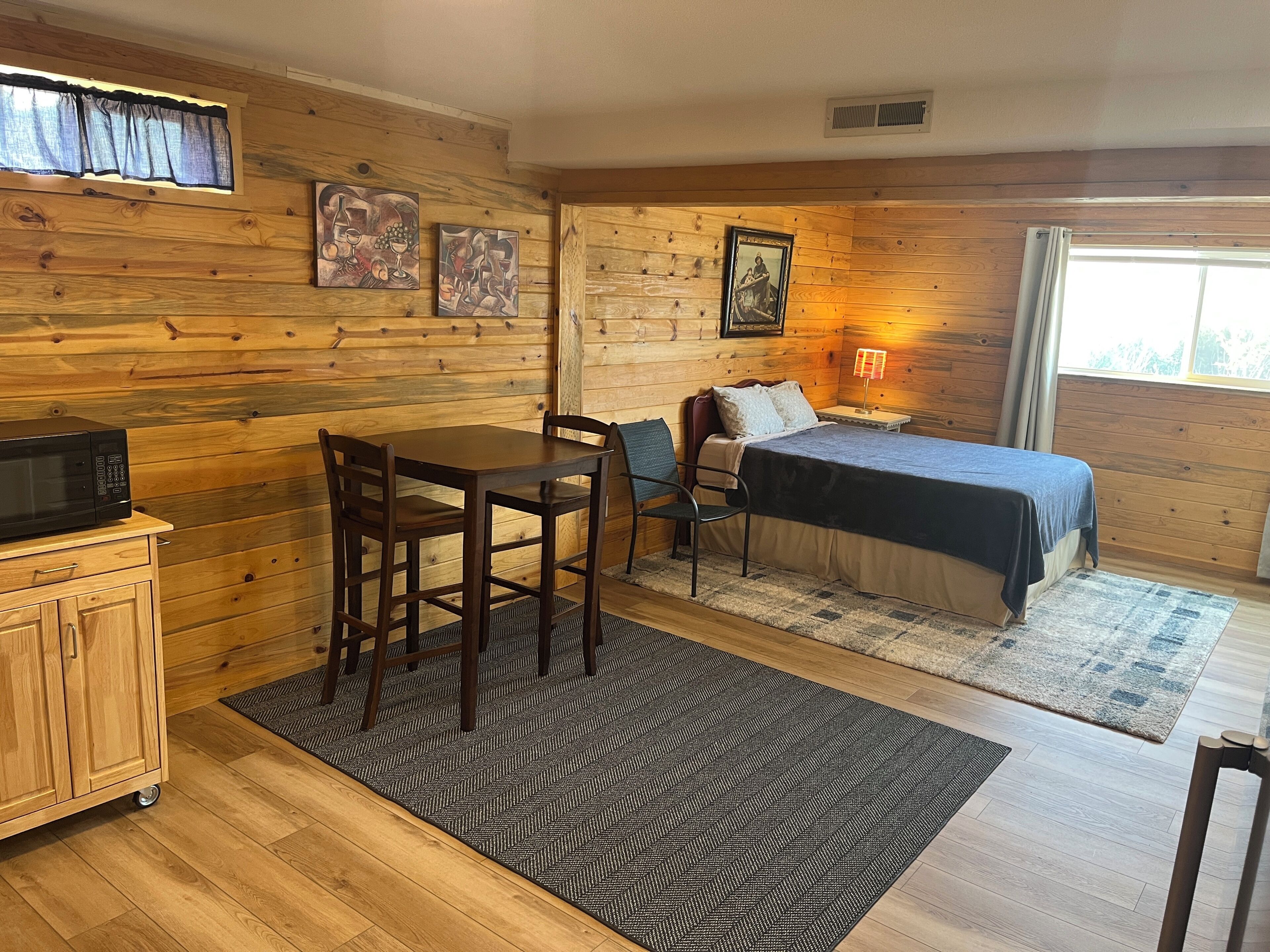 1 bedroom, WiFi (free), bed sheets