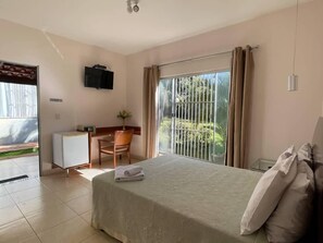 Double Room, Garden View | WiFi (free), bed sheets