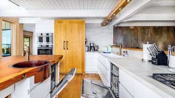 Vila (2 Bedrooms) | Parte interna