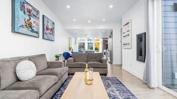 Villa (2 Bedrooms) | Interior