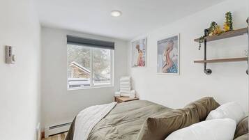 House (1 Bedroom) | Interior