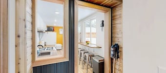 Container-home Cottage Near Alyeska & Double Musky