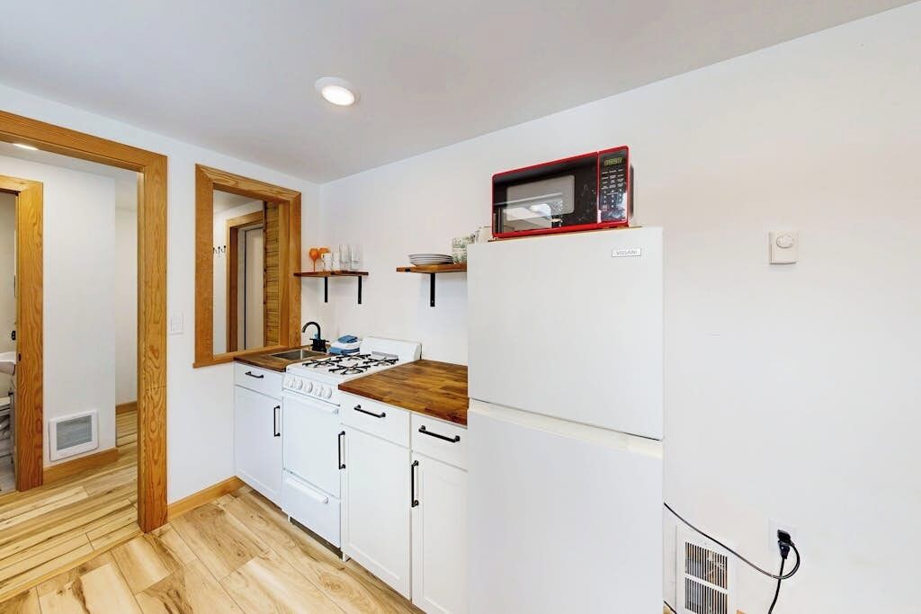 House (1 Bedroom) | Interior
