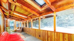 Chalet (1 Bedroom) | Intérieur